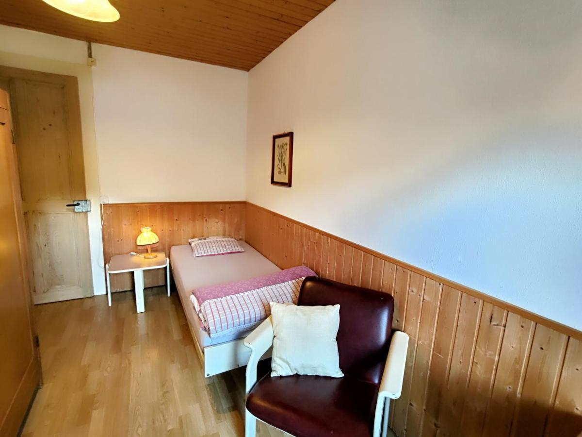 Maison D'Hotes De La Gare Montbovon Zimmer foto