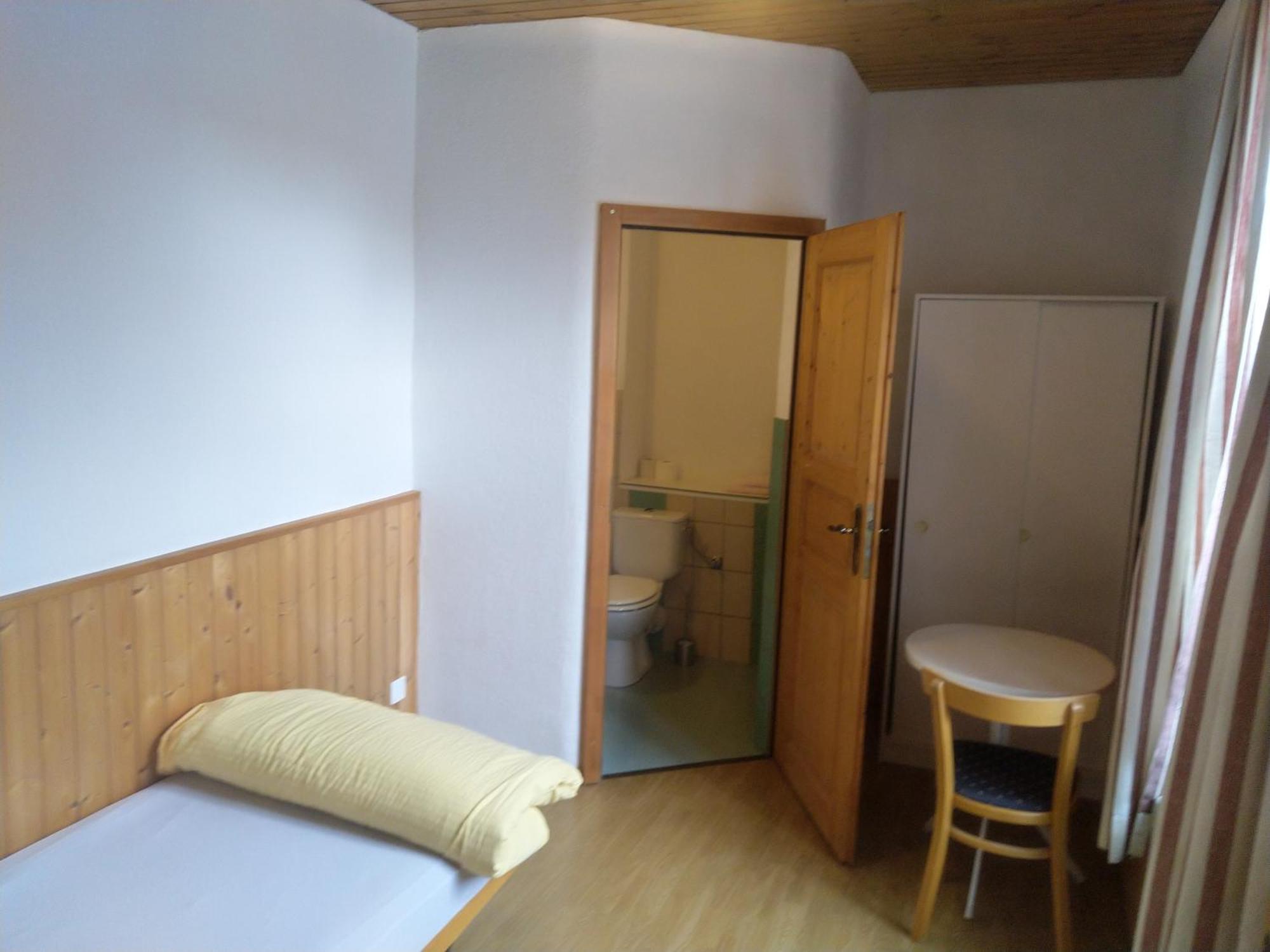 Maison D'Hotes De La Gare Montbovon Zimmer foto